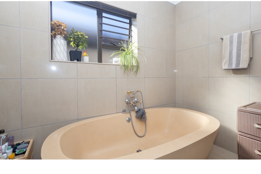 3 Bedroom Property for Sale in Brackenfell South Western Cape